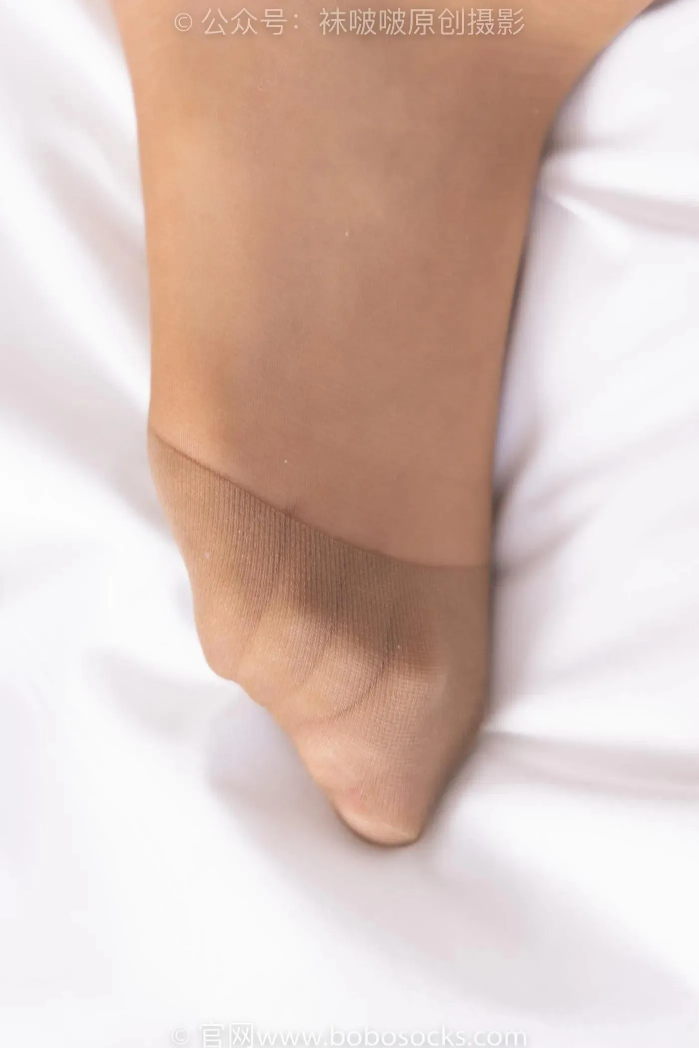 [BoBoSocks袜啵啵]NO.171 小甜豆-高跟鞋、板鞋、咖啡丝、女仆装 [147P]插图6